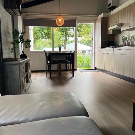 Gehele Bungalow Zuid-Limburg Op Een Park Simpelveld Εξωτερικό φωτογραφία