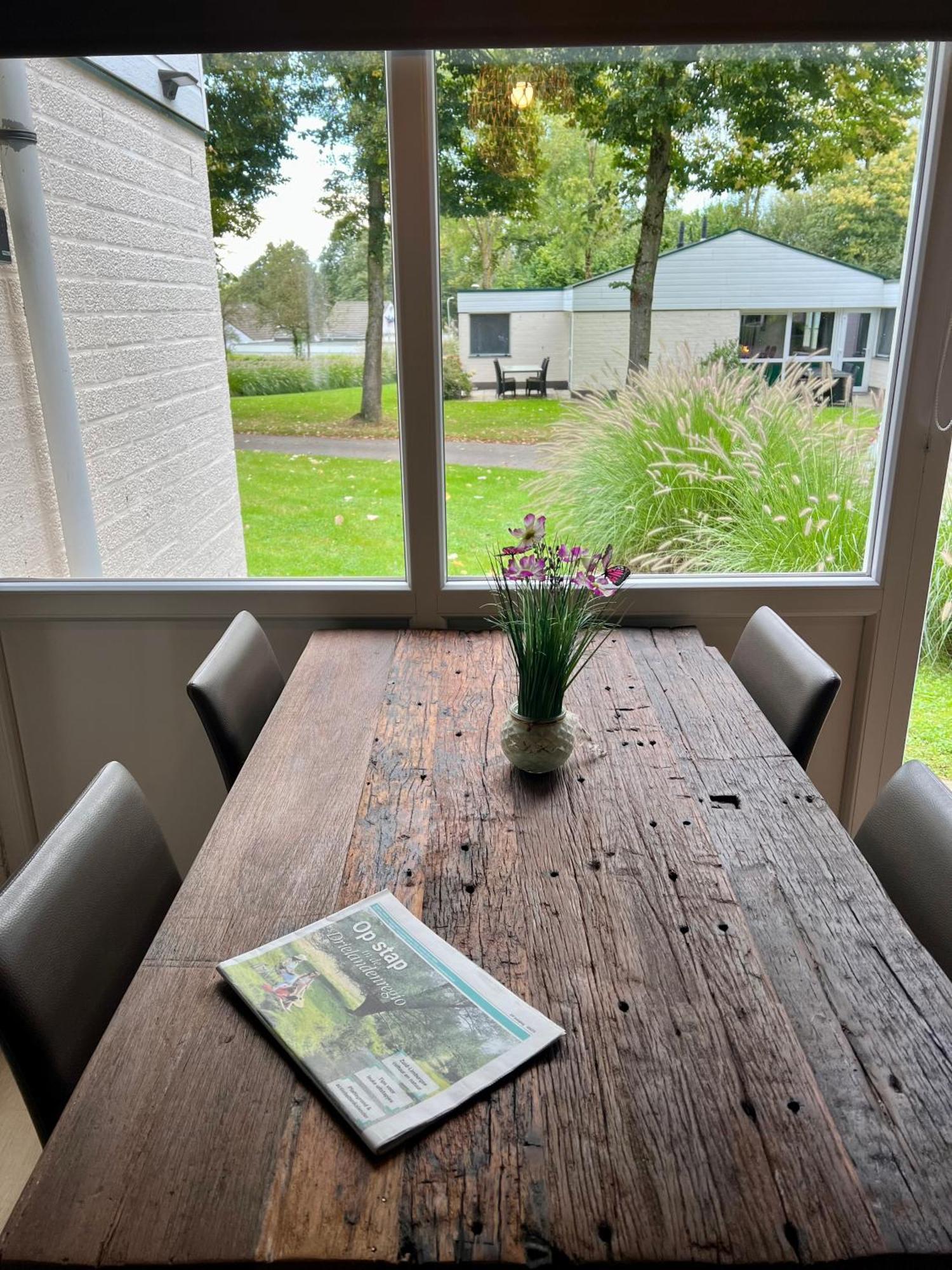 Gehele Bungalow Zuid-Limburg Op Een Park Simpelveld Εξωτερικό φωτογραφία